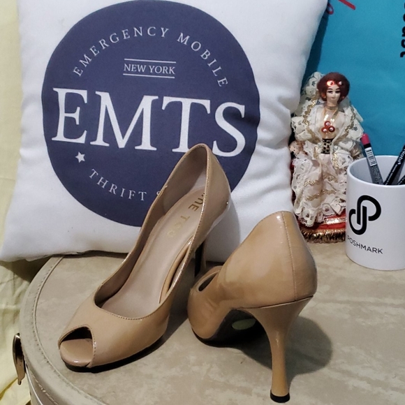 Me Too Heels - Picture 2 of 6